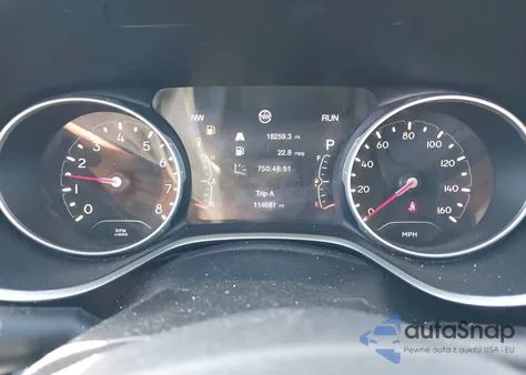 2019 Jeep Compass Latitude 4X4 z USA, uszkodzony, nr VIN 3C4NJDBB0KT850807